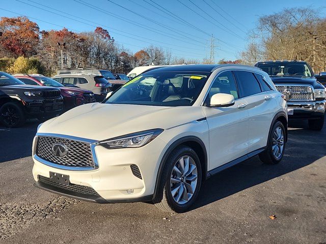 2022 INFINITI QX50 Essential