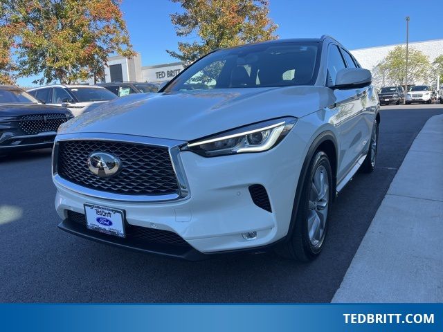 2022 INFINITI QX50 Essential