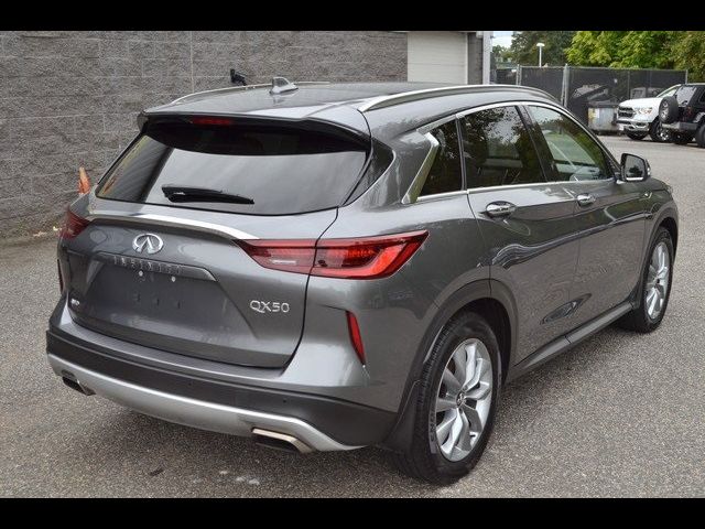 2022 INFINITI QX50 Essential