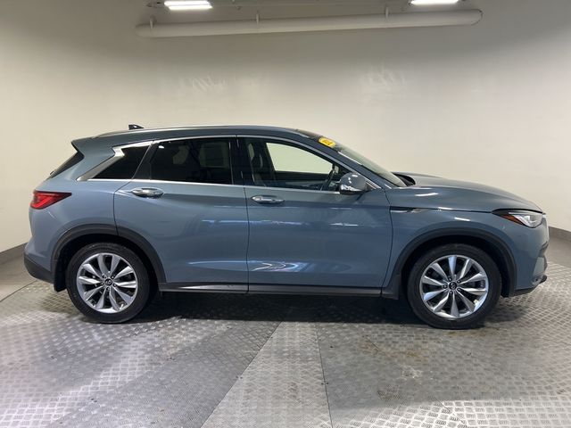 2022 INFINITI QX50 Essential