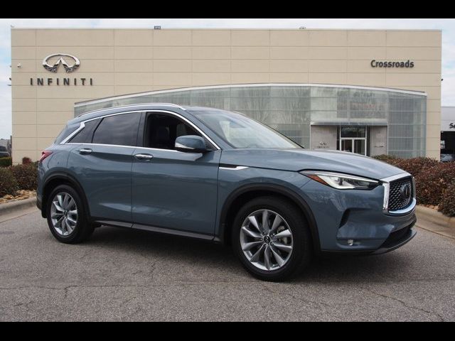 2022 INFINITI QX50 Essential