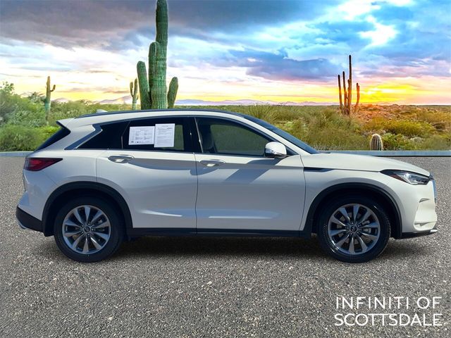 2022 INFINITI QX50 Essential