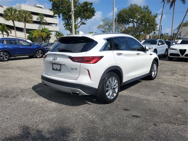 2022 INFINITI QX50 Luxe