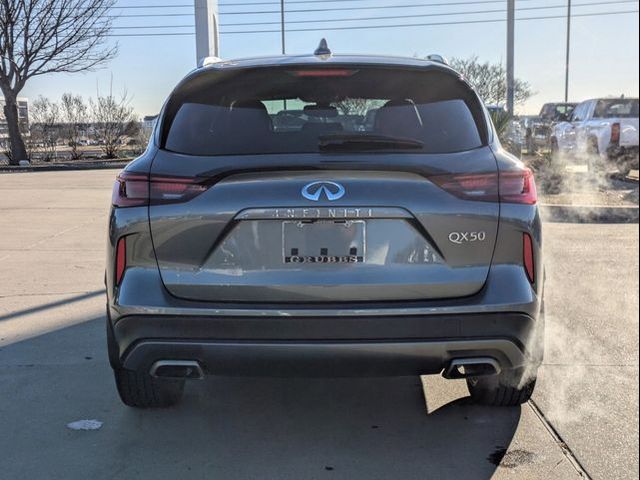 2022 INFINITI QX50 Luxe