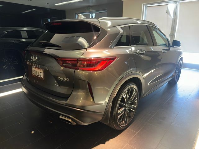 2022 INFINITI QX50 Luxe