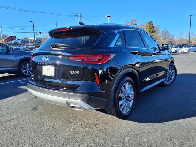 2022 INFINITI QX50 Luxe