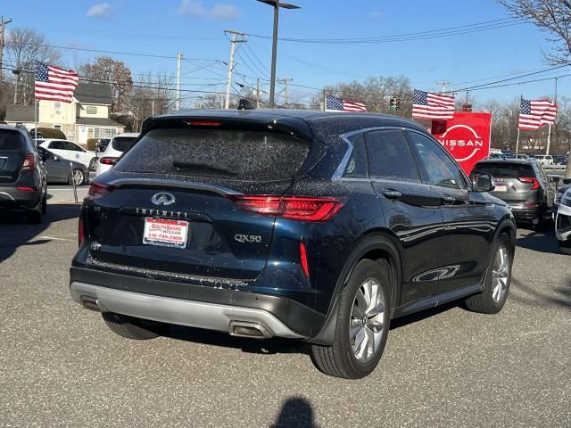 2022 INFINITI QX50 Luxe