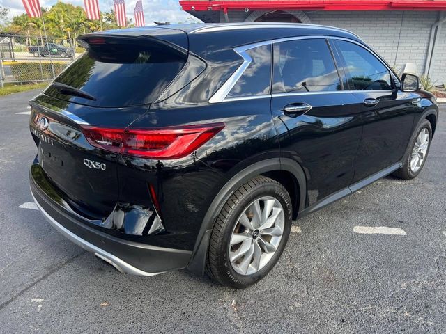 2022 INFINITI QX50 Luxe