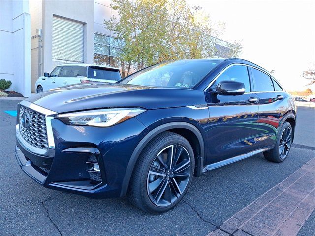 2022 INFINITI QX55 Essential