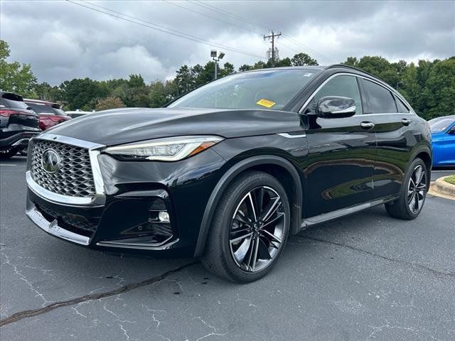 2022 INFINITI QX55 Essential