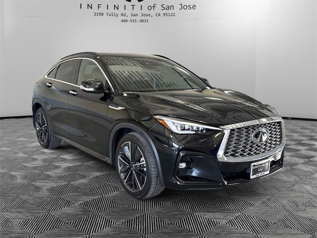 2022 INFINITI QX55 Essential