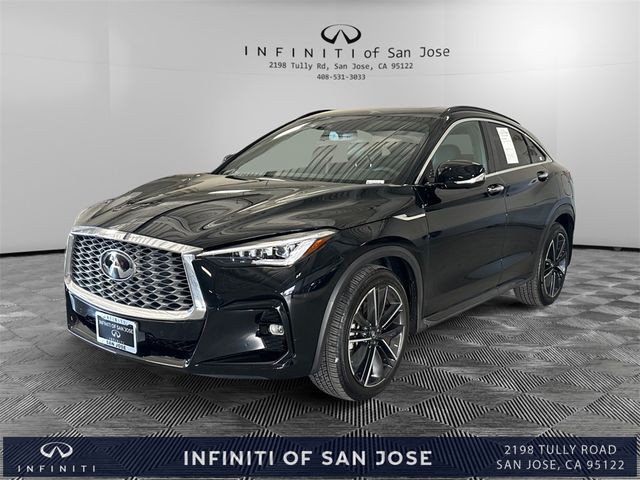 2022 INFINITI QX55 Essential