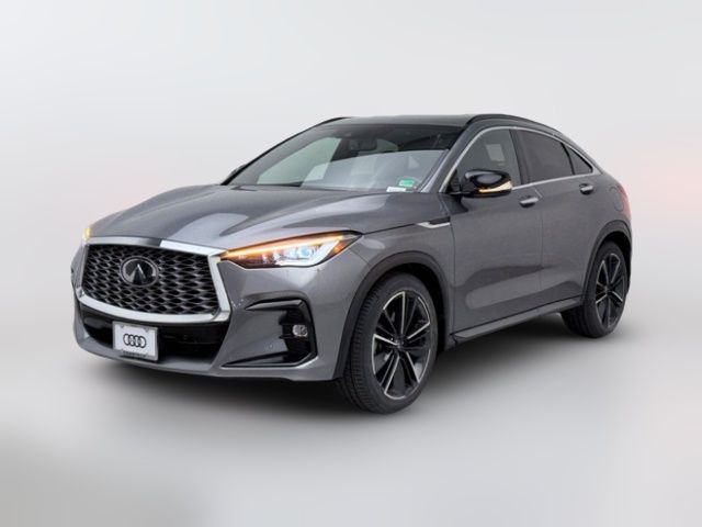 2022 INFINITI QX55 Essential