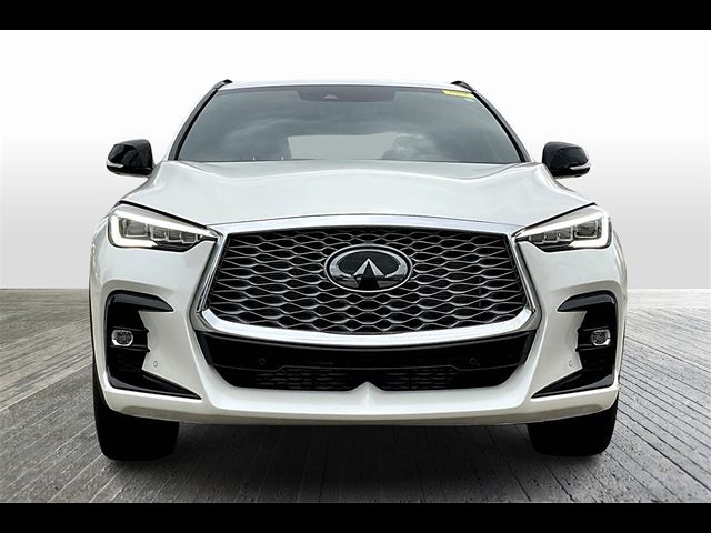 2022 INFINITI QX55 Essential