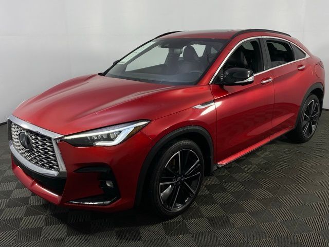 2022 INFINITI QX55 Essential