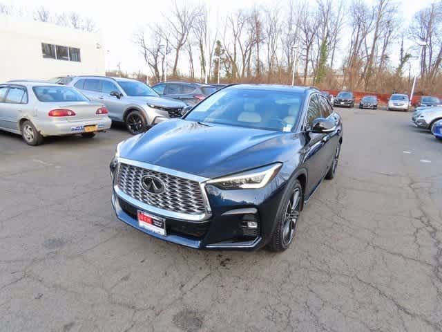 2022 INFINITI QX55 Essential