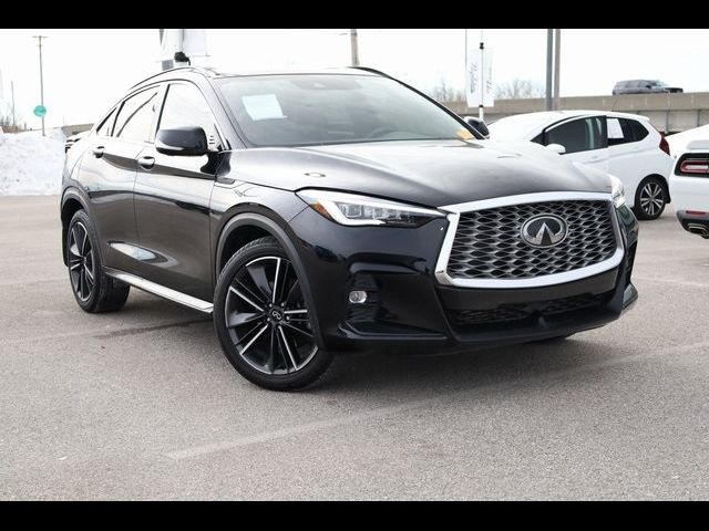 2022 INFINITI QX55 Essential