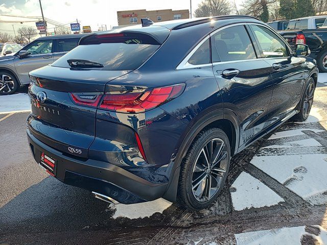 2022 INFINITI QX55 Essential