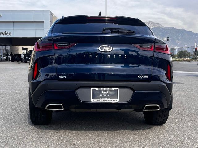 2022 INFINITI QX55 Essential