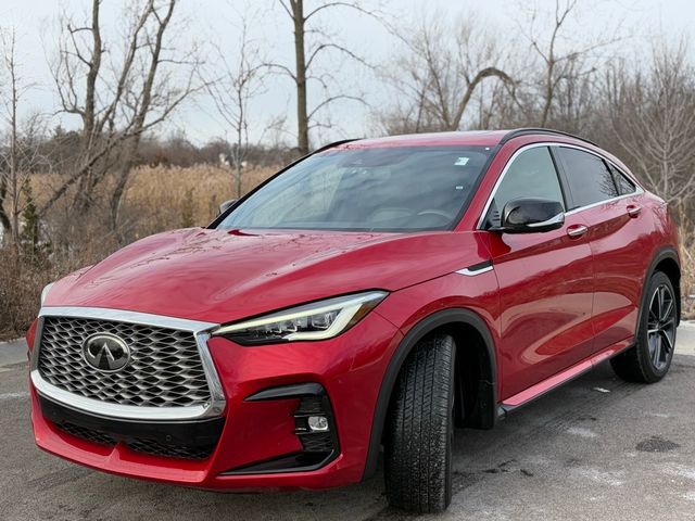 2022 INFINITI QX55 Essential