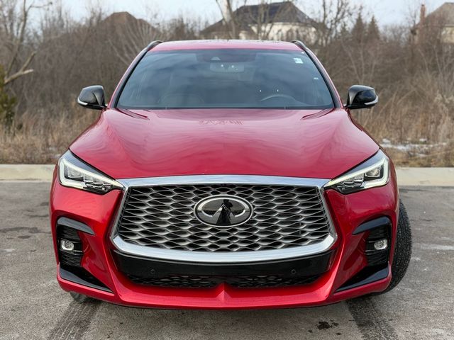 2022 INFINITI QX55 Essential