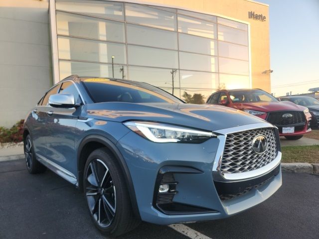 2022 INFINITI QX55 Essential