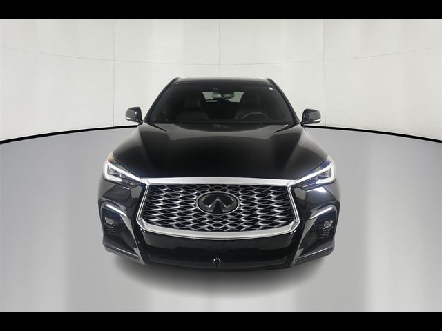 2022 INFINITI QX55 Essential