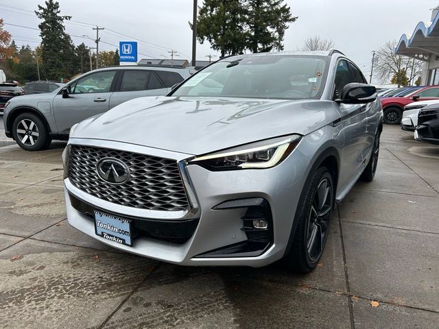 2022 INFINITI QX55 Essential