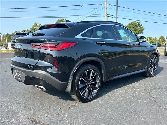 2022 INFINITI QX55 Essential