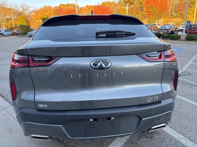 2022 INFINITI QX55 Essential