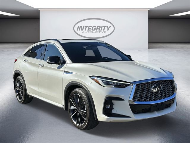 2022 INFINITI QX55 Essential