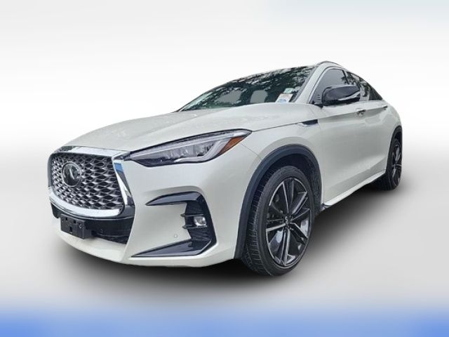 2022 INFINITI QX55 Essential