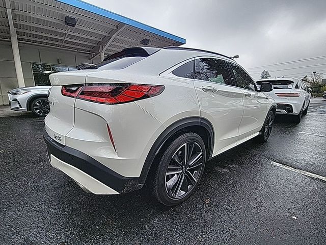 2022 INFINITI QX55 Essential