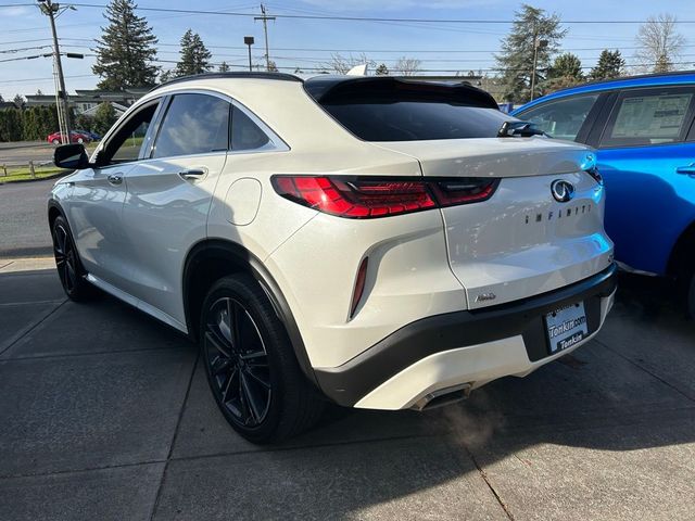 2022 INFINITI QX55 Essential