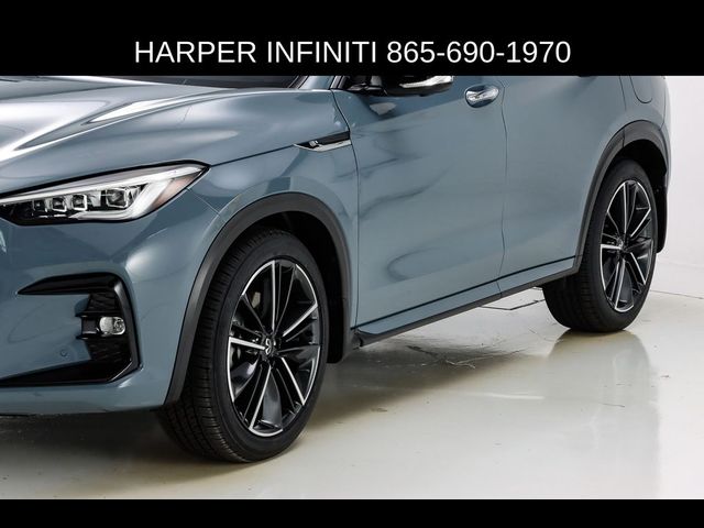 2022 INFINITI QX55 Essential