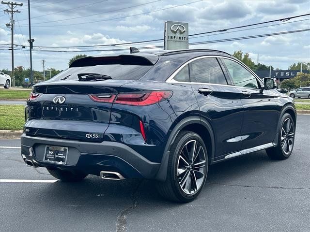 2022 INFINITI QX55 Essential