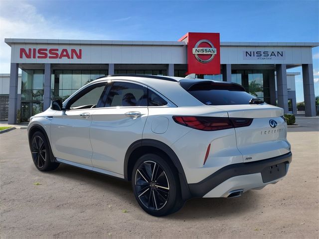 2022 INFINITI QX55 Essential