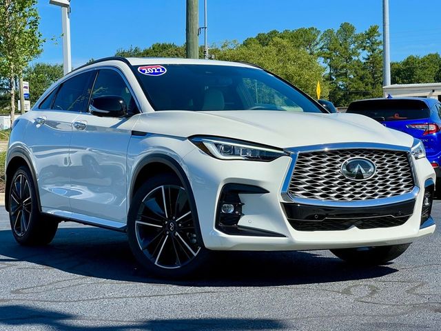 2022 INFINITI QX55 Essential