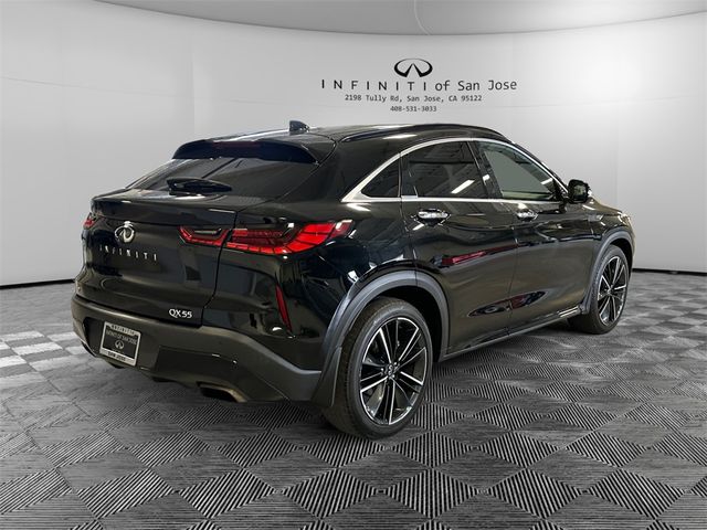 2022 INFINITI QX55 Essential