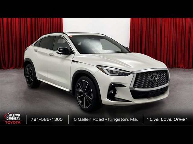 2022 INFINITI QX55 Essential