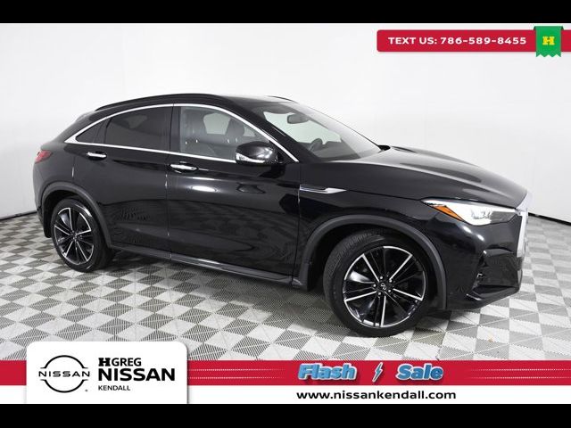 2022 INFINITI QX55 Essential