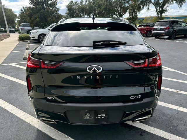 2022 INFINITI QX55 Essential