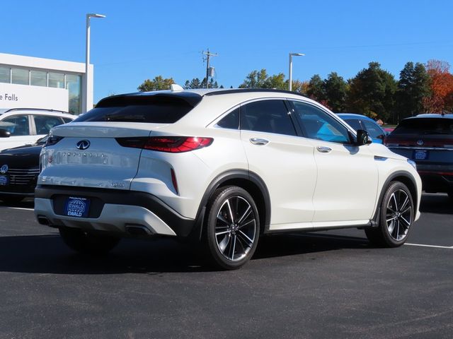 2022 INFINITI QX55 Essential