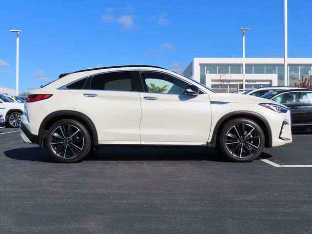 2022 INFINITI QX55 Essential