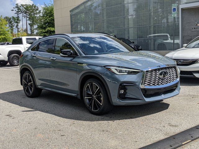 2022 INFINITI QX55 Essential