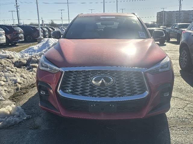 2022 INFINITI QX55 Essential