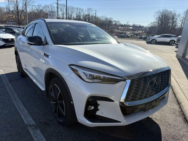 2022 INFINITI QX55 Essential