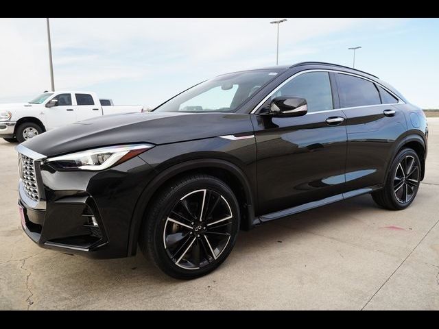 2022 INFINITI QX55 Essential