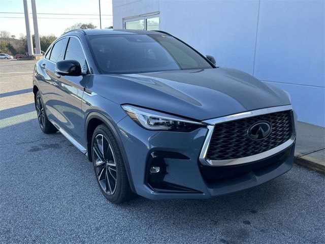 2022 INFINITI QX55 Essential