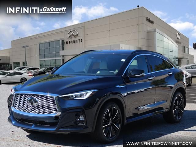 2022 INFINITI QX55 Essential